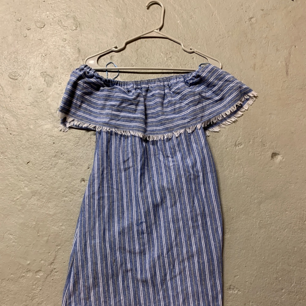 Off the shoulder beachy dress
